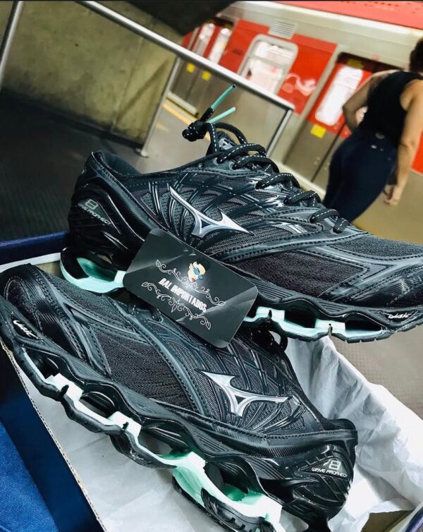 Mizuno Wave Prophecy 8