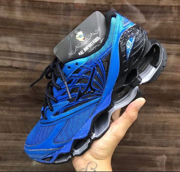 Mizuno Wave Prophecy 8