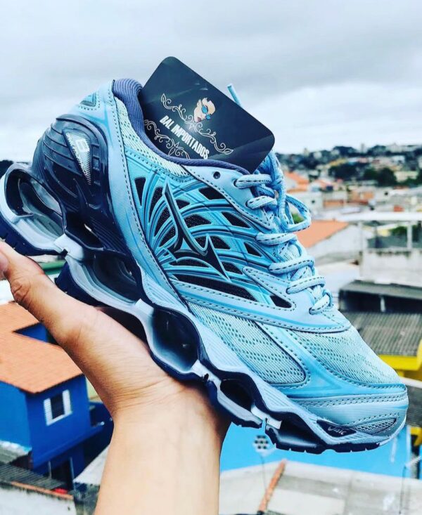 Mizuno Wave Prophecy 8